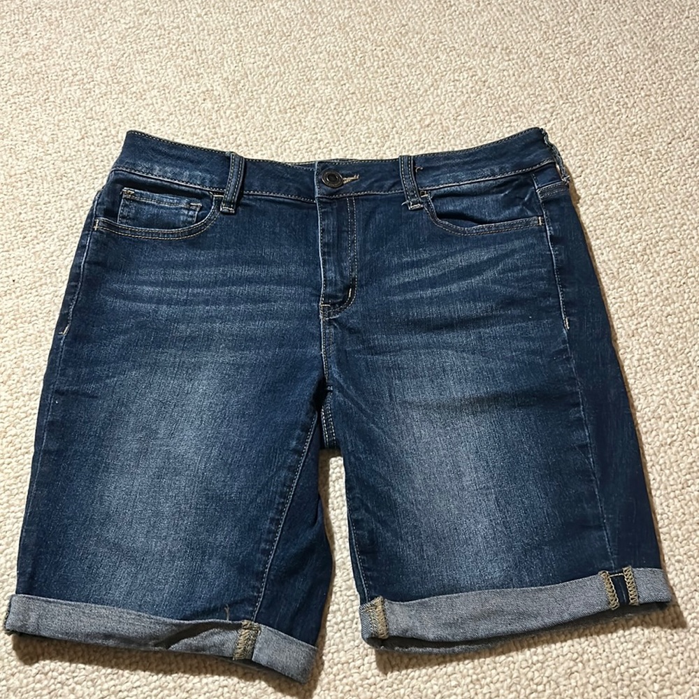 SO Bermuda shorts